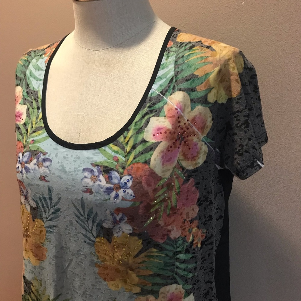 Tropical Hawaiian Rhinestone Floral T-shirt Large